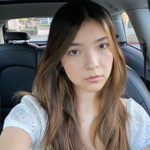 Meet your Posher, Holly